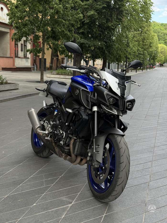 Yamaha MT 10 1000cc, street / classic