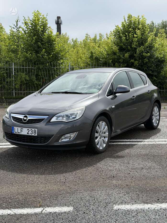 Opel Astra, 1.7 l., hatchback