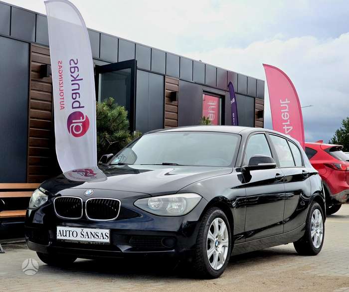 BMW 120, 2.0 l., hatchback