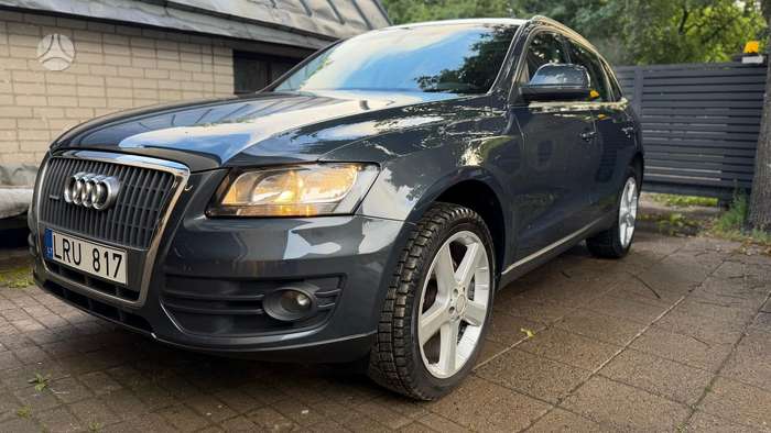 Audi Q5, 2.0 l., Минивэн