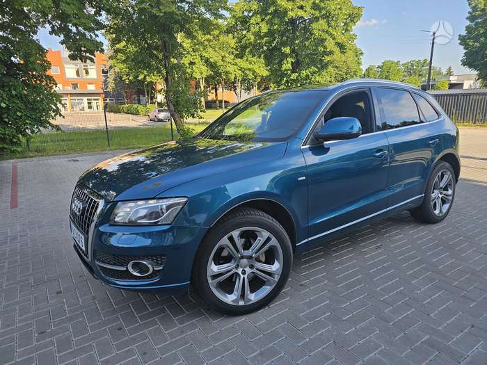 Audi Q5, 2.0 l., Внедорожник / Кроссовер
