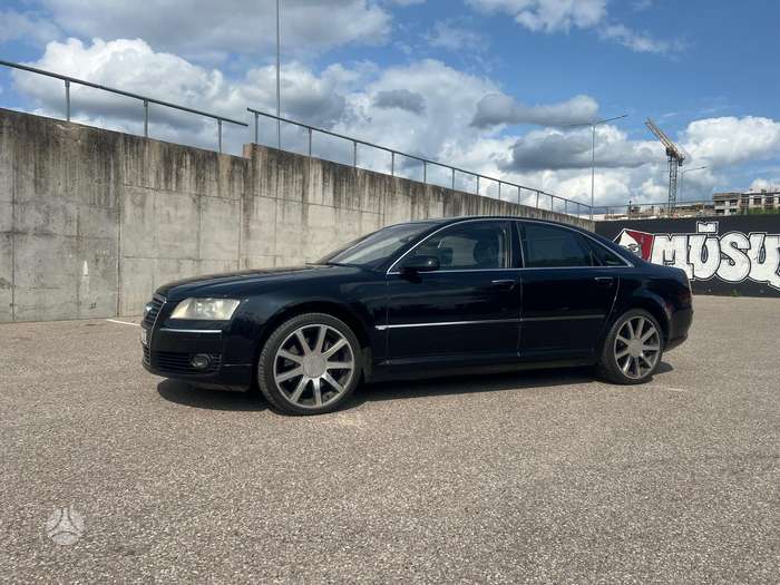 Audi A8, 4.1 l., Седан