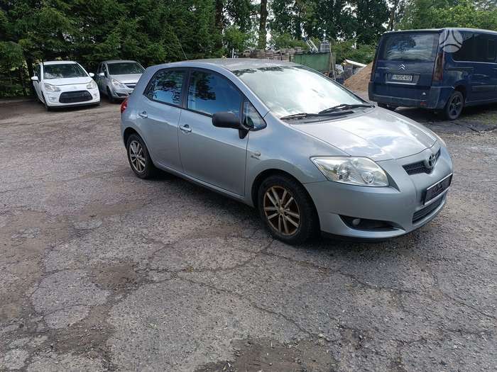Toyota Auris, 2.0 l., hatchback