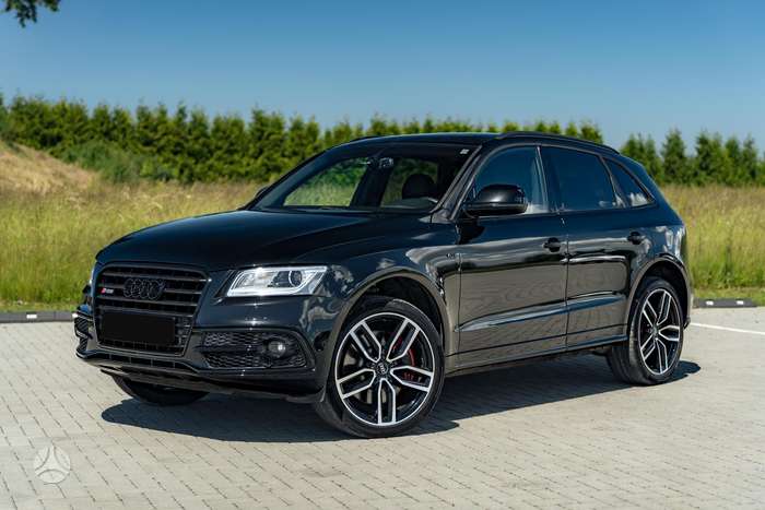 Audi Q5, 3.0 l., off-road / crossover