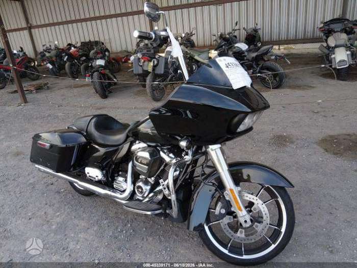 Harley-Davidson FLTR 1750cc, choppers / cruisers / custom