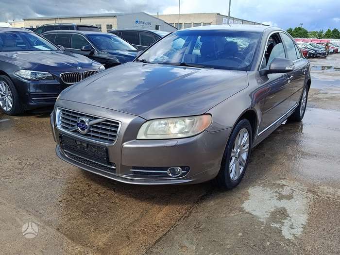 Volvo S80, 1.6 l., Седан