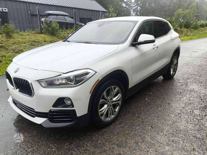 BMW X2, 2.0 l., off-road / crossover