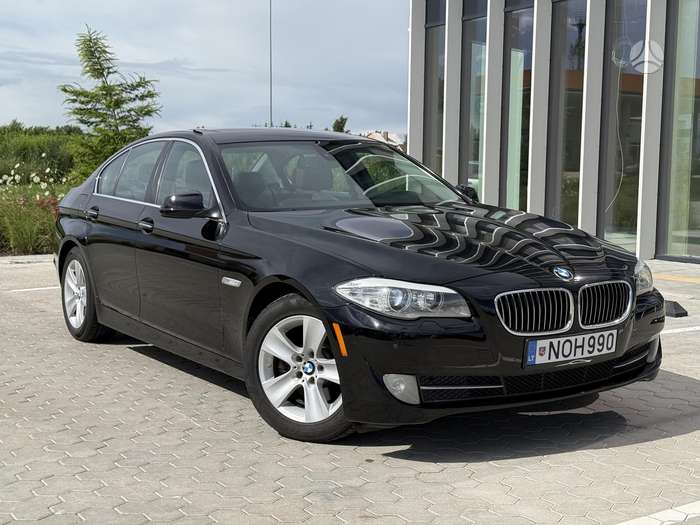 BMW 528, 3.0 l., Седан