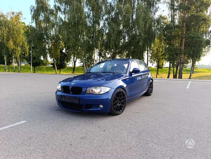 BMW 123, 2.0 l., hatchback