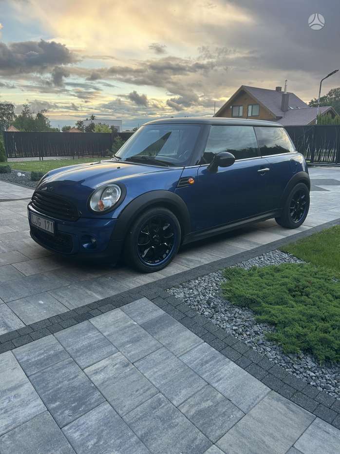Mini One, 1.6 l., hatchback