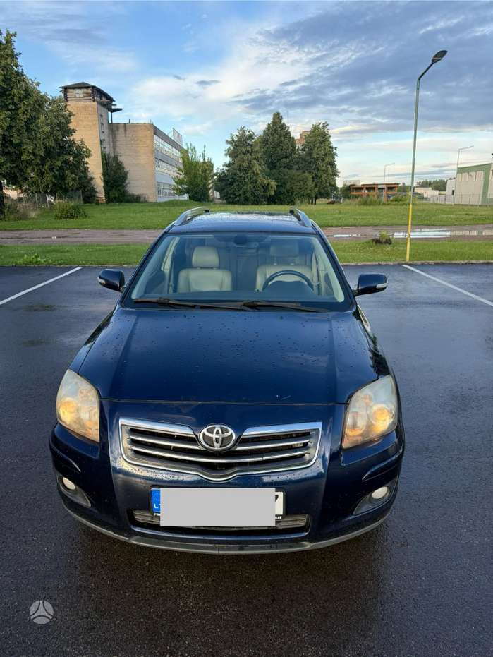 Toyota Avensis, 2.2 l., Универсал
