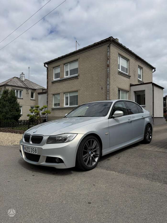 BMW 325, 3.0 l., Седан