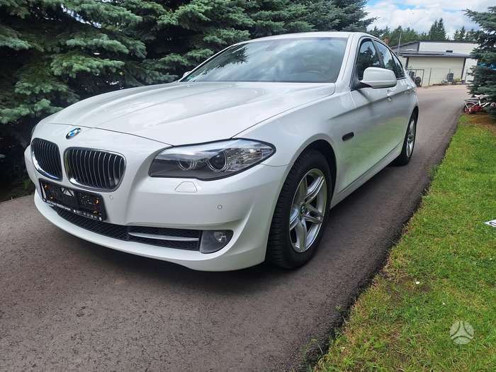 BMW 520, 2.0 l., Седан