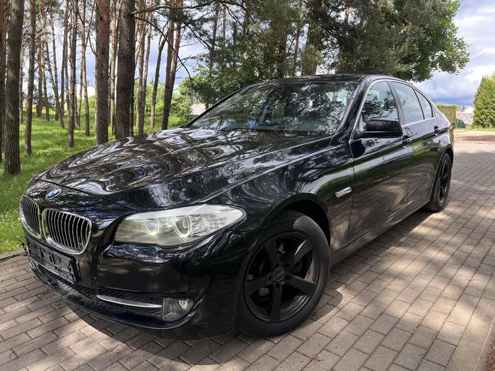 BMW 520, 2.0 l., Седан
