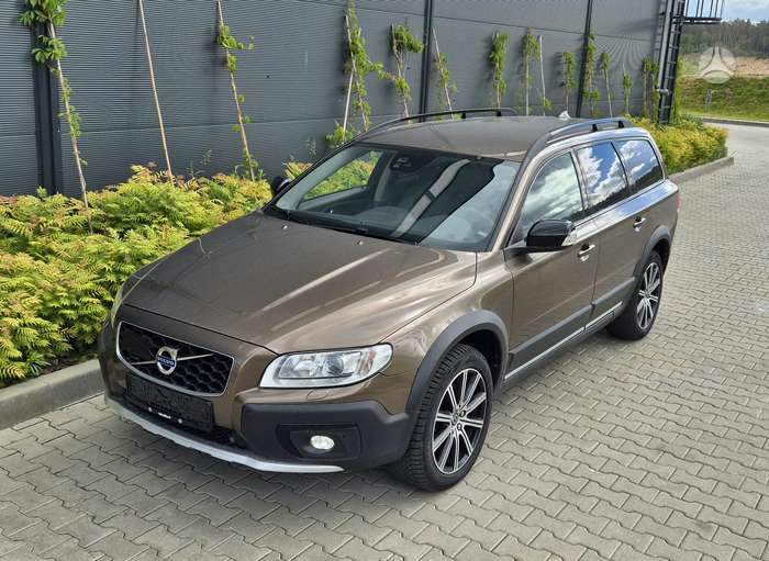 Volvo XC70, 2.0 l., Универсал