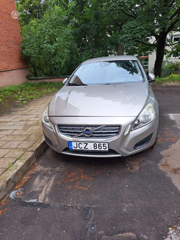 Volvo S60, 1.6 l., Седан