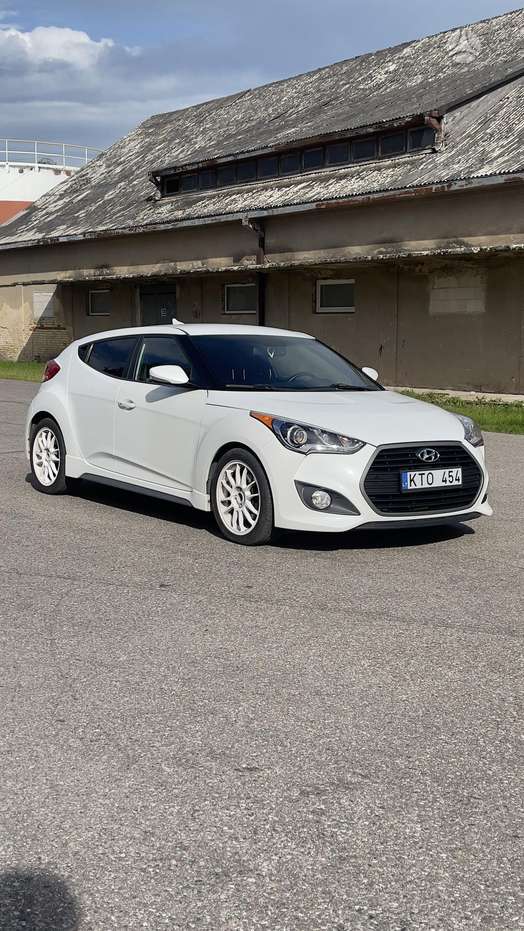 Hyundai Veloster, 1.6 l., hatchback