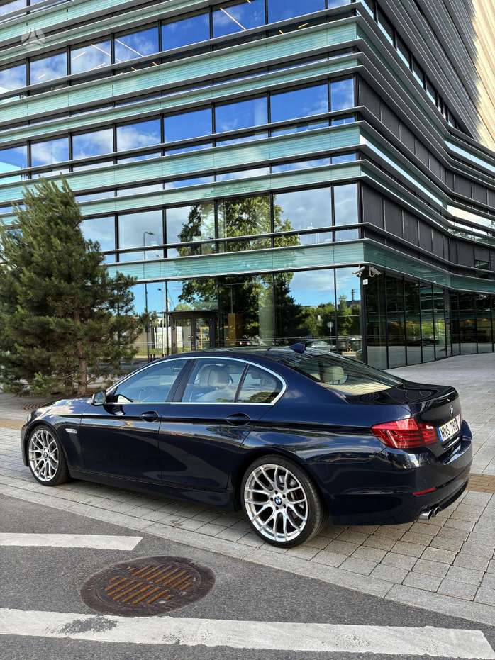 BMW 520, 2.0 l., Седан