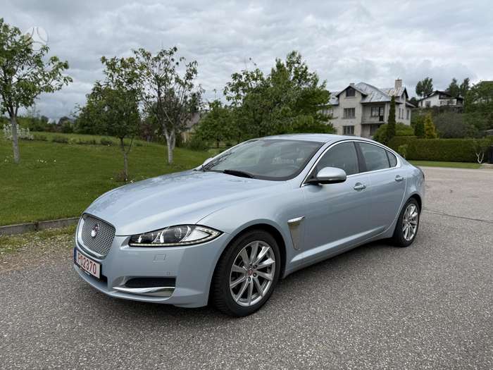 Jaguar XE, 2.2 l., Седан