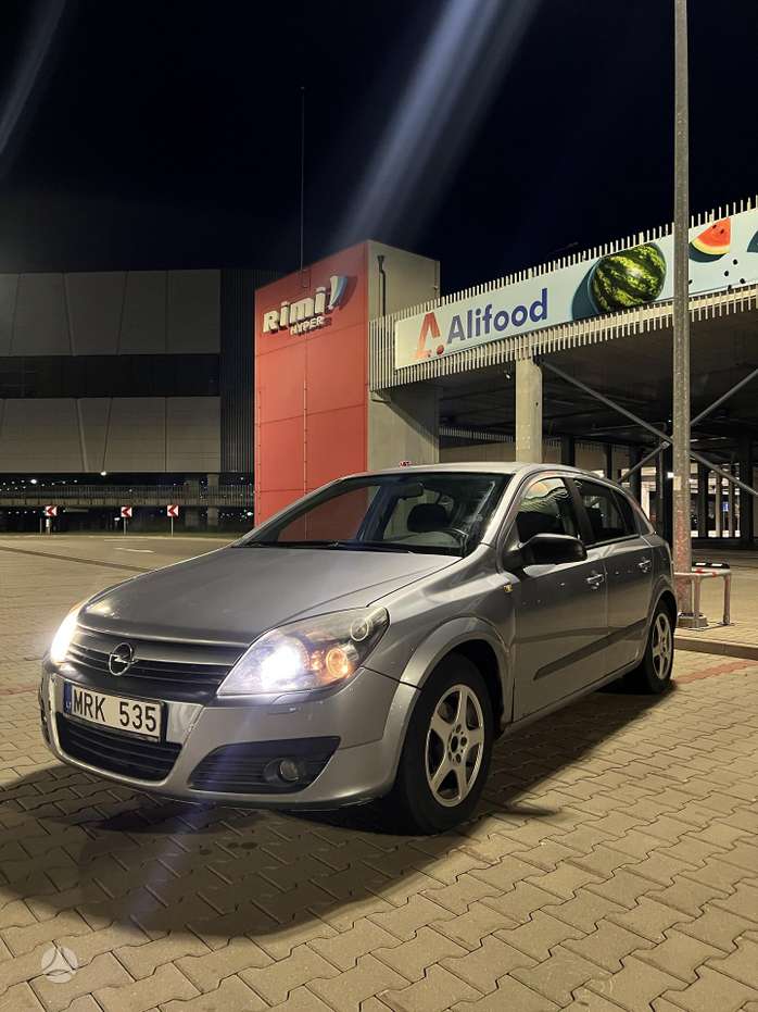 Opel Astra, 1.7 l., Хэтчбек