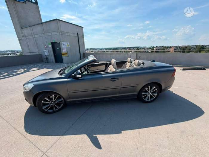 Volvo C70, 2.0 l., convertible