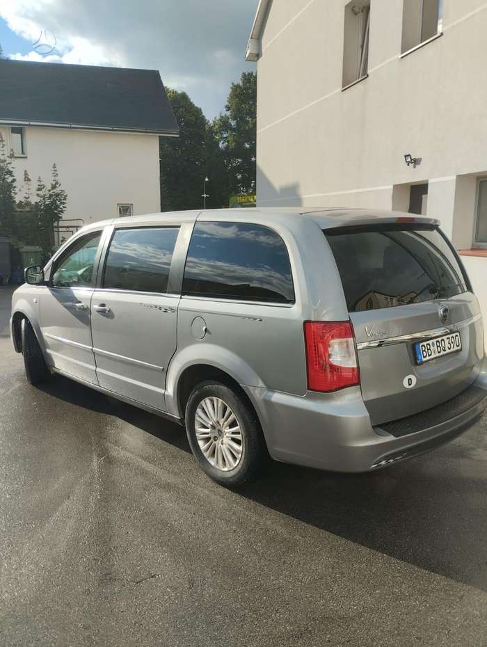 Photo 3 of 4