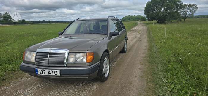 Mercedes-Benz E300, 3.0 l., Универсал