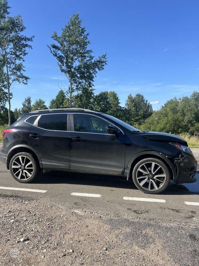Nissan Rogue, Внедорожник / Кроссовер