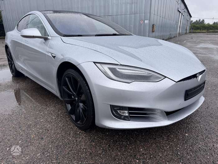 Tesla Model S, 75 kWh, hatchback