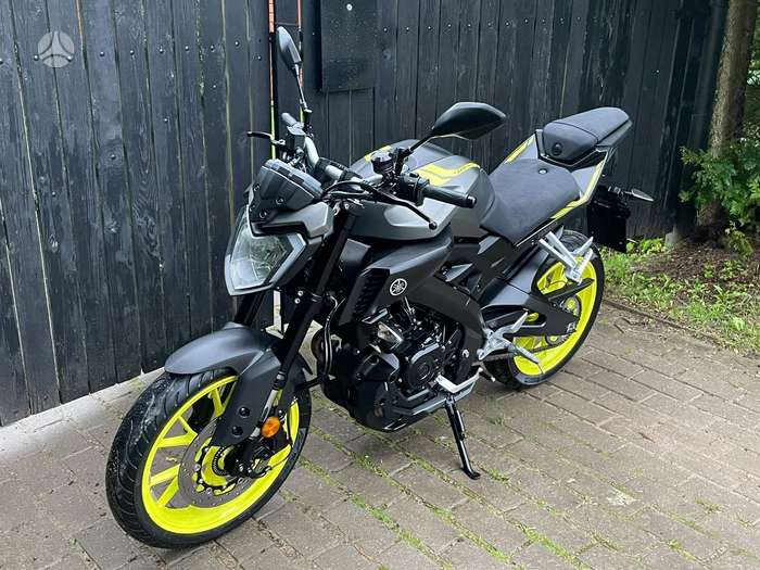 Yamaha MT 125cc, street / classic