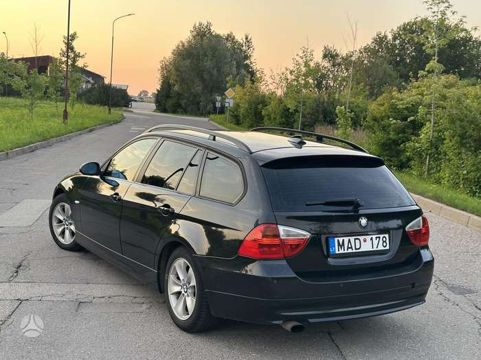 BMW 320, 2.0 l., wagon
