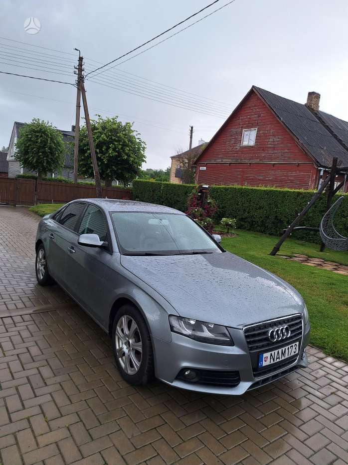 Audi A4, 2.0 l., Седан