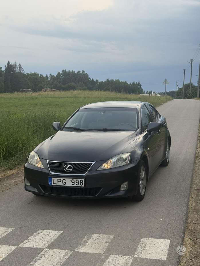 Lexus IS 220, 2.2 l., Седан