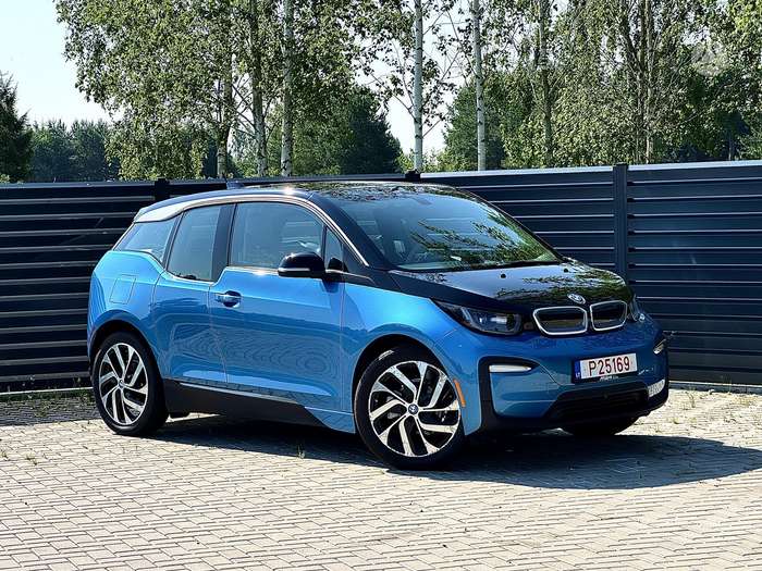 BMW i3, Хэтчбек
