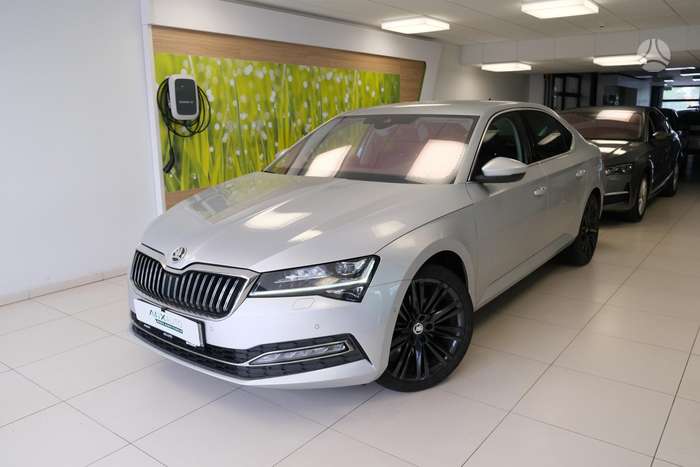 Skoda Superb, 2.0 l., hatchback