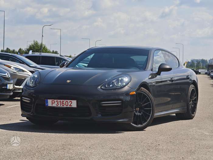 Porsche Panamera, 4.8 l., Седан