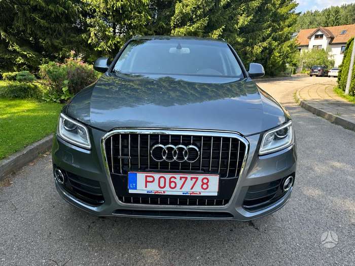 Audi Q5, 2.0 l., off-road / crossover