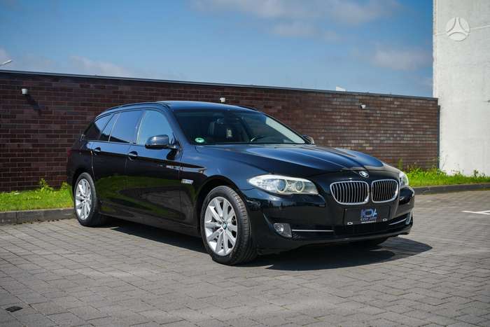 BMW 520, 2.0 l., universalas
