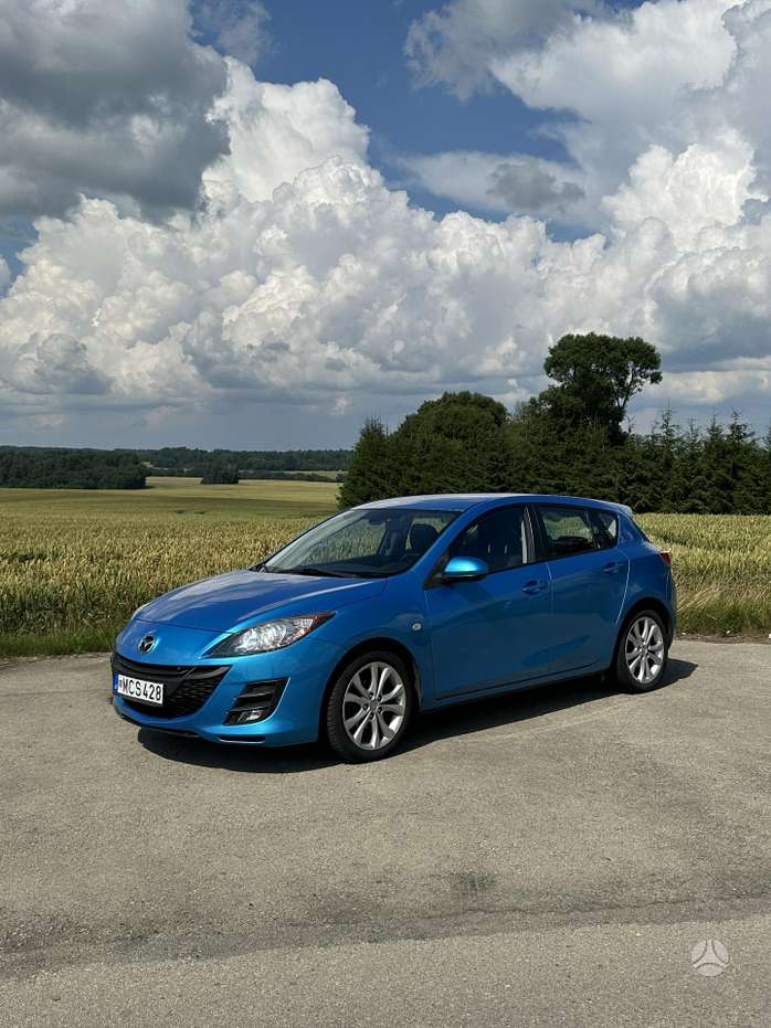 Mazda 3, 1.6 l., Хэтчбек