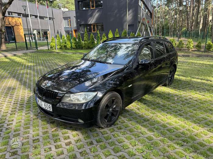BMW 320, 2.0 l., universalas