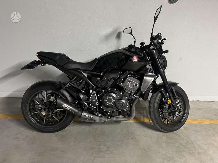 Honda CB 1000cc, street / classic
