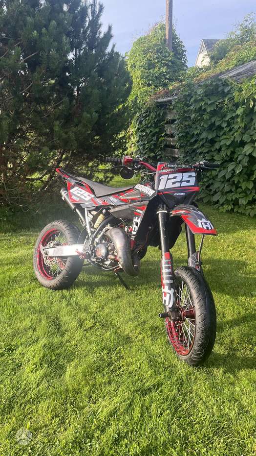Husqvarna SM 125cc, supermoto