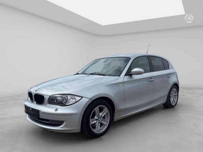 BMW 120, 2.0 l., hatchback