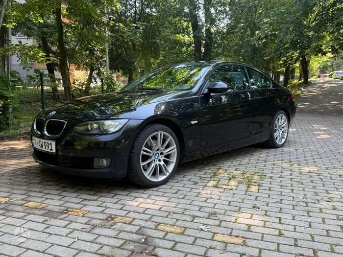 BMW 320, 2.0 l., Купе (coupe)