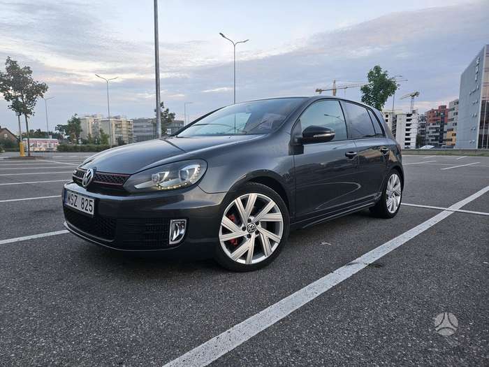 Volkswagen Golf, 2.0 l., hatchback