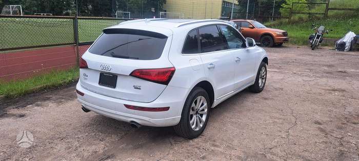 Audi Q5, 2.0 l., Внедорожник / Кроссовер