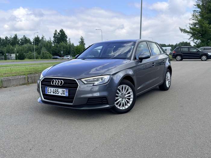 Audi A3, 1.6 l., Хэтчбек