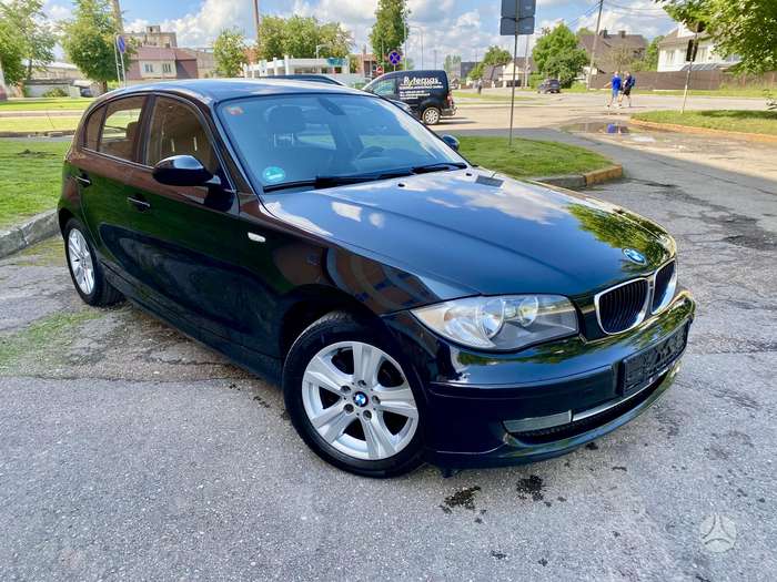 BMW 120, 2.0 l., hatchback