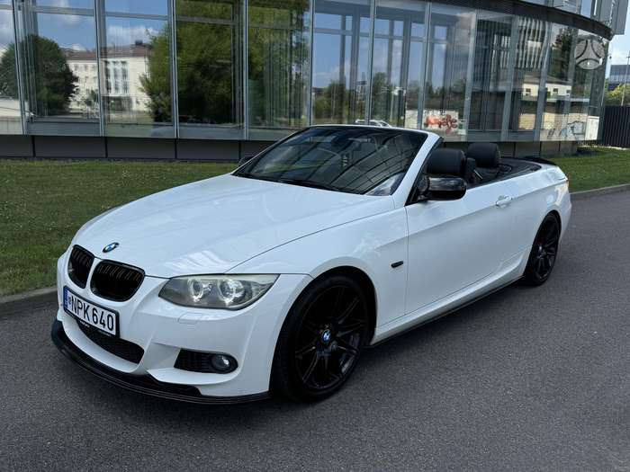 BMW 320, 2.0 l., convertible