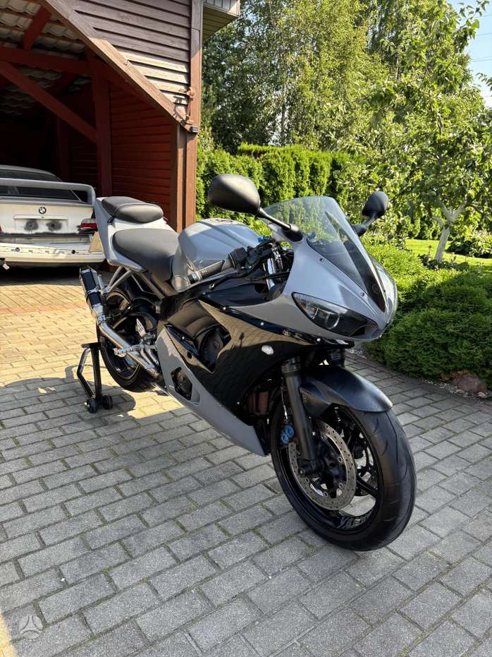 Yamaha R6 600cc, superbikes